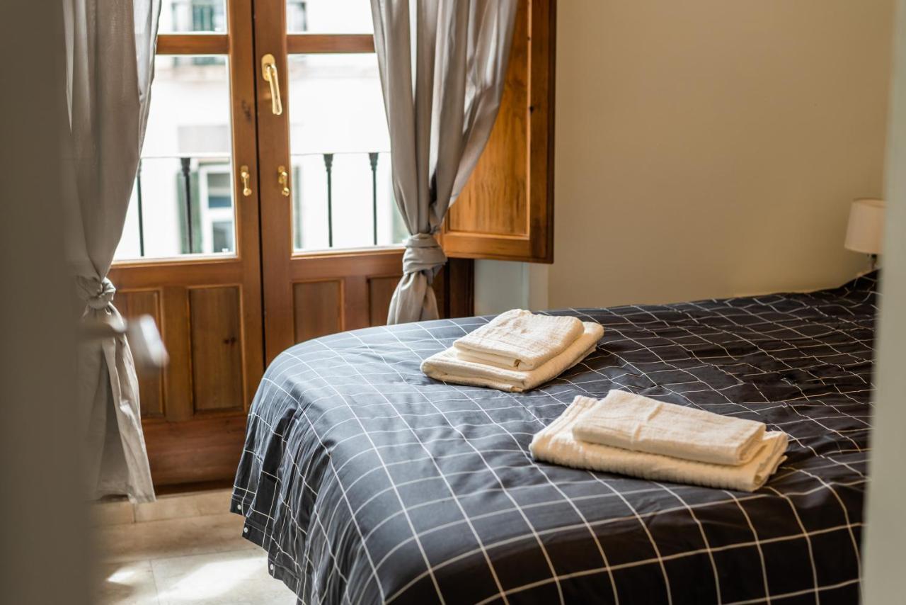 Tuguest Isabel La Catolica II Apartment Granada Ngoại thất bức ảnh